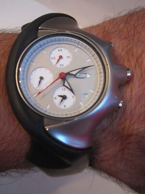 OAKLEY 10 BAR HYDROPHOBIC WATCH - AUTOMATIC - STAINLESS STEEL