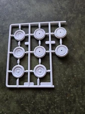 1 25 scale model parts 49 Olds Stock Wheels STK O4