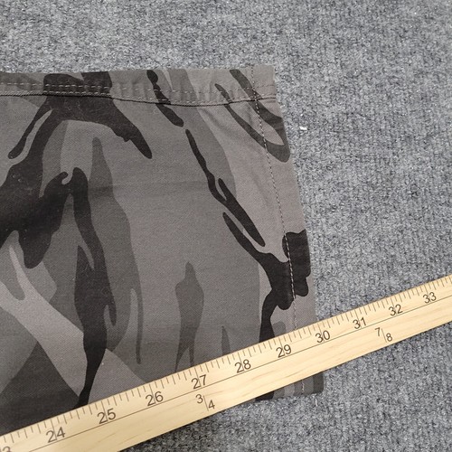 Wrangler Cargo Pants Mens 40x30 Gray Black Camo Regular Taper Stretch - Picture 6 of 7