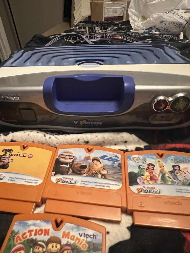 Vtech Vsmile And V Motion Bundle With Games - Image 3 of 4