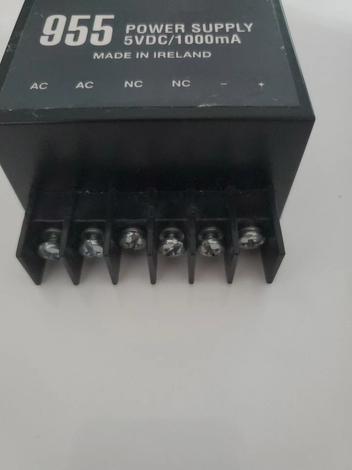 ANALOG DEVICES MODEL 955 5VDC/1000mA POWER SUPPLY - Image 2 of 3