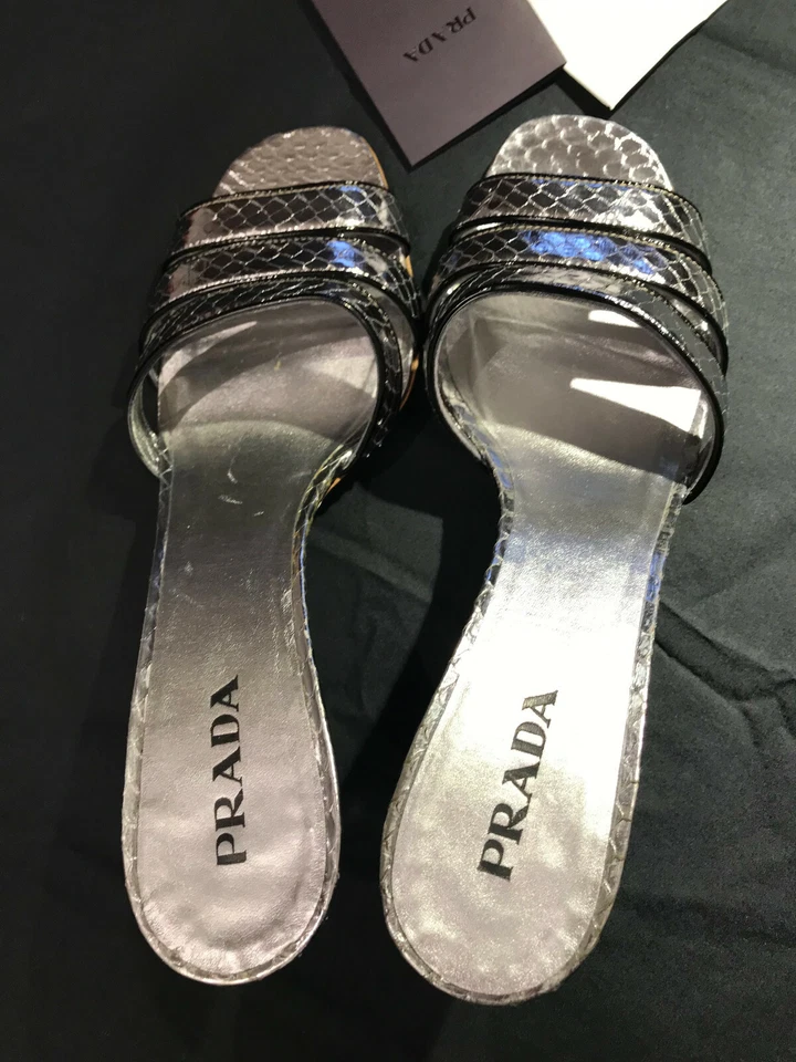 PRADA sandalo donna in argento, tacco 8 cm, 38 /2, occasione o festa, versatile - Immagine 4 di 4