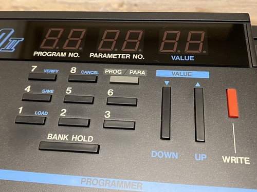 Korg Poly-800 II Additive Square Waveform Polyphonic Synthesizer 49 Keys Clean - Picture 7 of 16