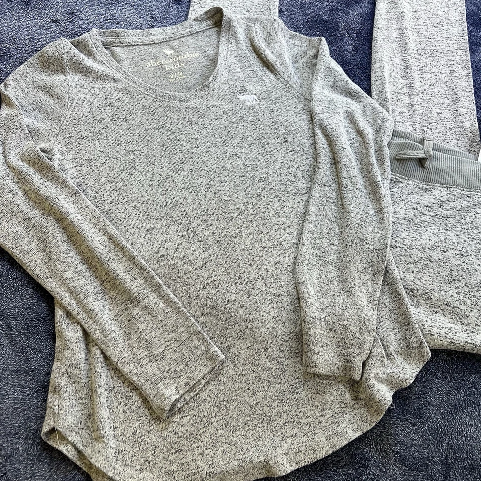 Conjunto de salón gris Abercrombie para niños 9/10 pantalones 13/14 pijama tejido suave Foto 2 de 4