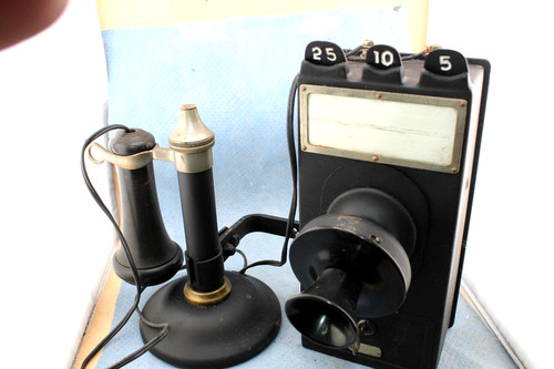 VINTAGE GRAY TELPAY STATION HARTFORD, CT TELEPHONE PAYSTATION