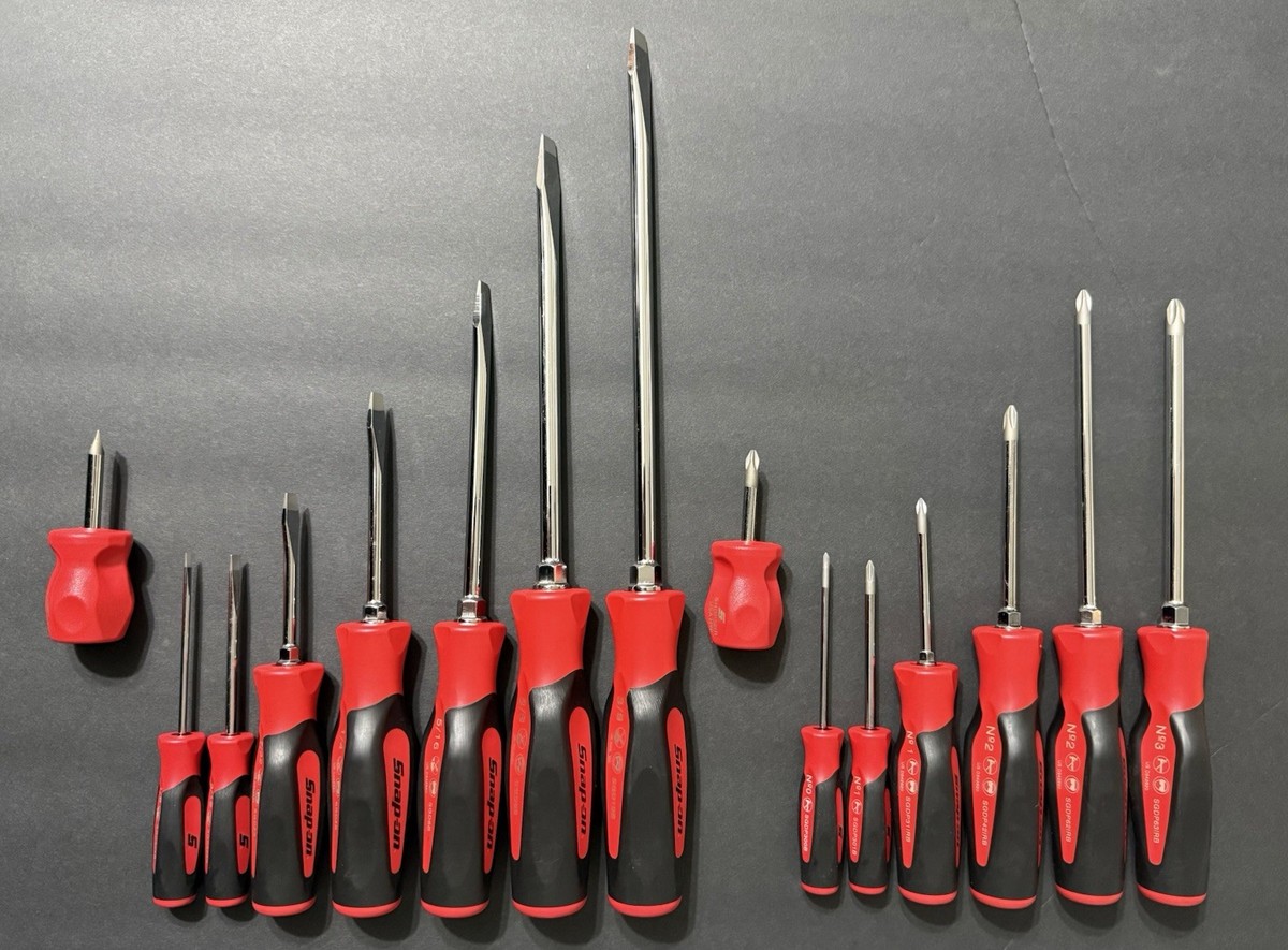 ニート部RED コンプリートセット Snap-on Red 16 PC Instinct Soft Grip Screwdriver Set in Foam