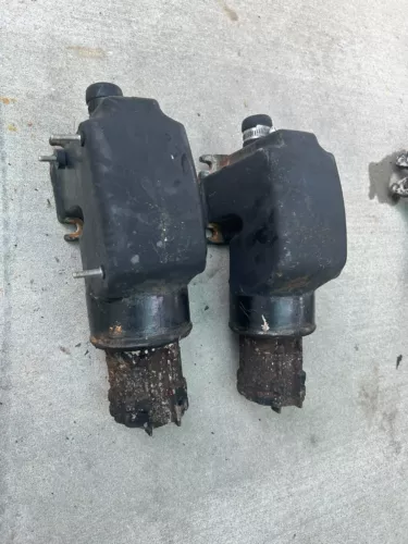 MERCRUISER V6 V8 STAINLESS STEEL RISERS 816900A5, 816900-C SET OF 2