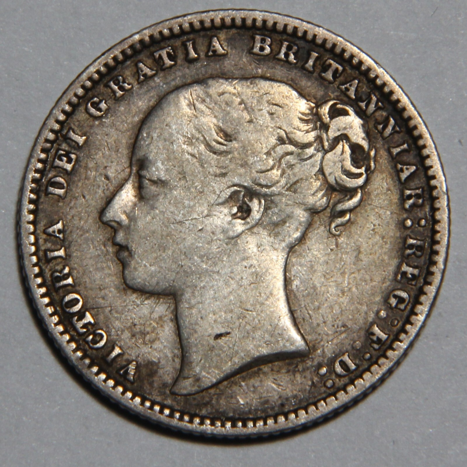 Foto 2 di 2