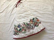 POTTERY BARN 12 DAYS OF CHRISTMAS  TREE SKIRT RED /WHITE  60&rdquo; NEW