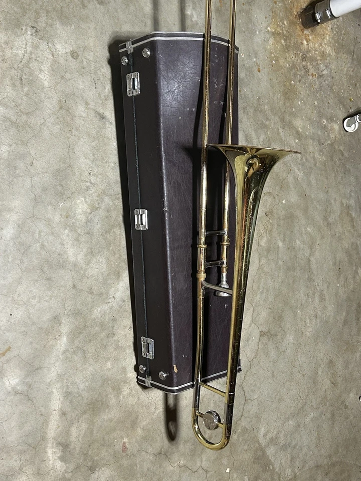 Estuche trombón tenor Yamaha YSL-354 boquilla pintura. Kit ENVÍO GRATIS!! Foto 4 de 4