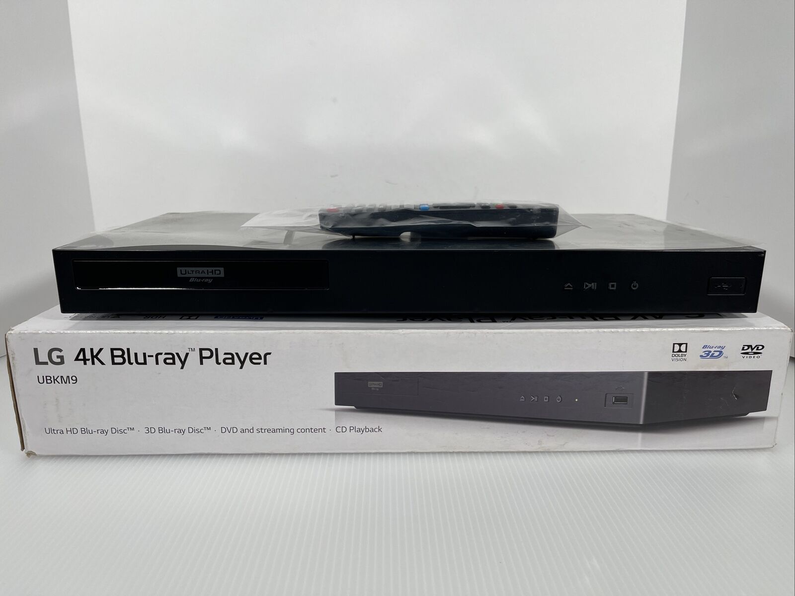 LG UBKM9 Streaming 4K Ultra HD Audio Blu-Ray with Dolby Vision