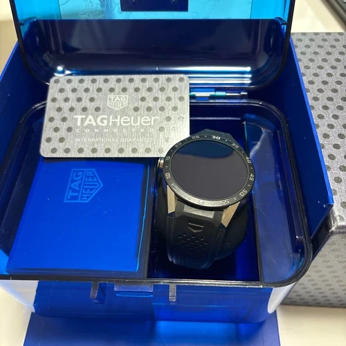 Smartwatch TAG Heuer Connected Modular SAR8A80 cinturino in gomma nero con scatola AS-IS