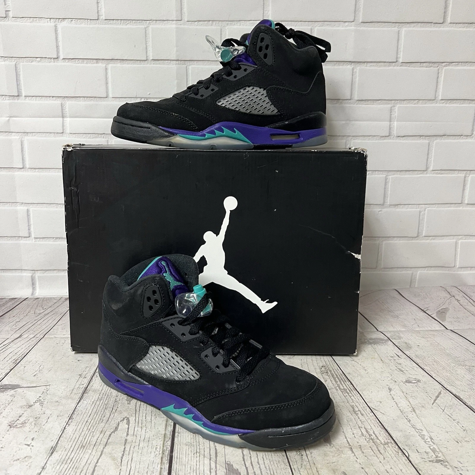 NIKE AIR JORDAN V 5 RETRO GS NERO VERDE SMERALDO UVA GHIACCIO 440888 007 taglia 4 5 anni