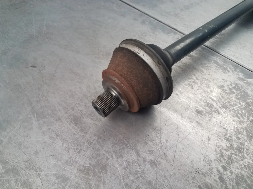 Eixo traseiro direito CV 2007 Audi S6 Quattro C6 #5876 Y5 - Imagem 2 de 4