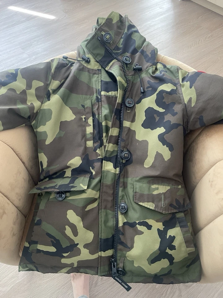 ¡¡NUEVO!! Chaqueta/Abrigo Mujer CANADA GOOSE Plumón CHILLIWACK BOMBER Pequeño Camuflaje Ártico Foto 3 de 4
