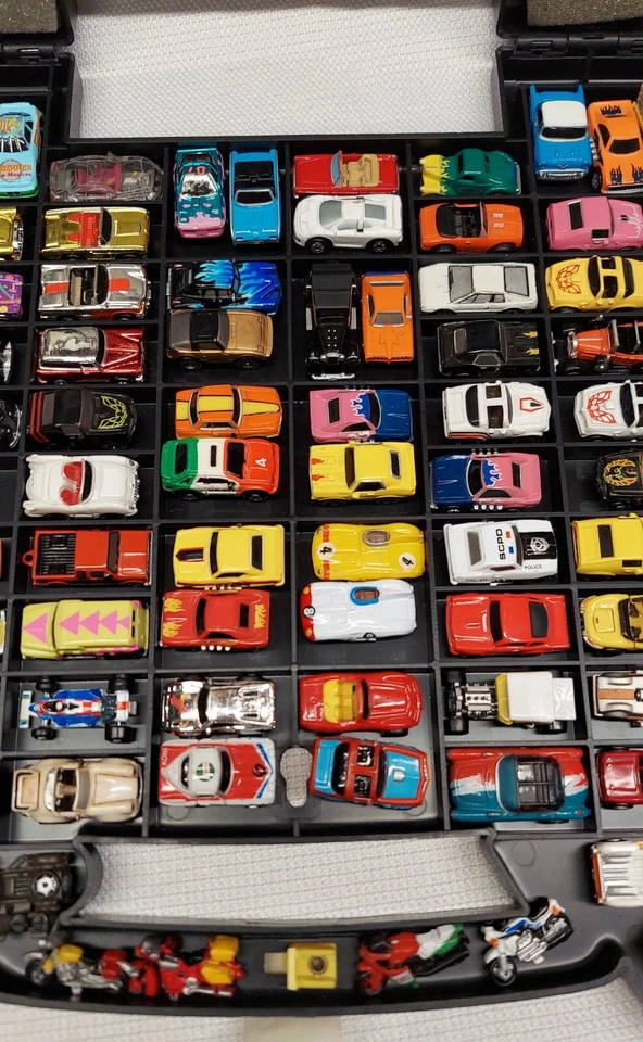 Micro Machines Large Lot Of 73 Vintage 80’s & 90’s Galoob With Case Read - Image 4 of 4