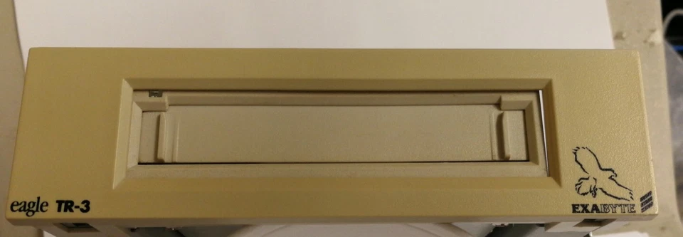 EXABYTE Eagle TR-3 4.2GB Internal Tape Drive 315702-004 319450-000 - Image 4 of 4
