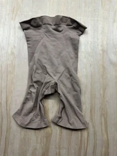 SKIMS Women's Seamless Sculpt high Waist Mid Thigh Shorts Sz S