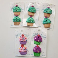 Blumenthal Lansing Sweet Treats Cupcake Button Embellishment 2 Hole Flat 2 Pack