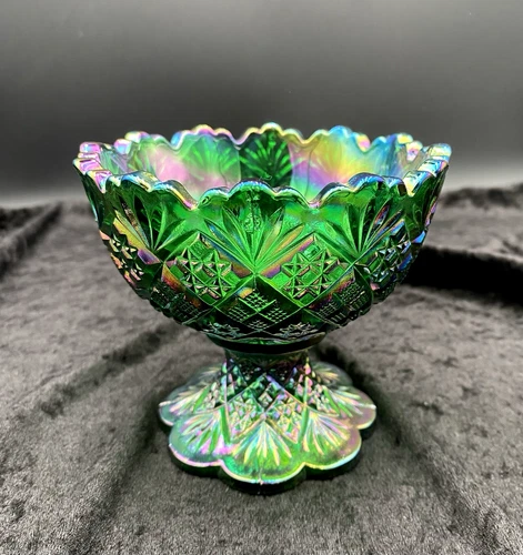 Vintage (70s) Westmoreland Glass Thumbelina Mini Punch Bowl, Emerald Carnival