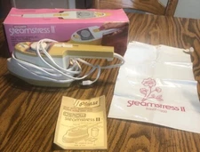 Vintage Osrow Steamstress II Lightweight Steamer 1970's MADE IN USA 
