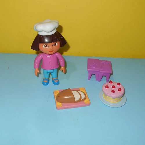 Dora the Explorer Chef Figure w Cake + Bread Loaf  Dollhouse Talking House