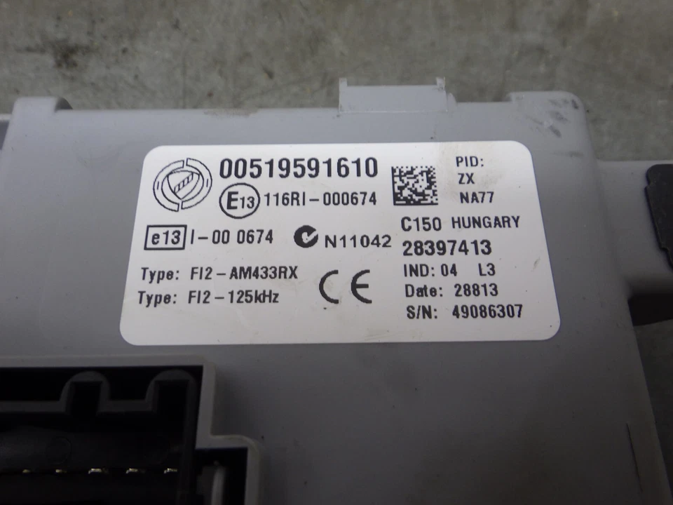 Fiat 500 1.2 2013 Lock Set ECU Fuse Box Ignition Barrel Key 51966064 F40 - Image 3 of 4