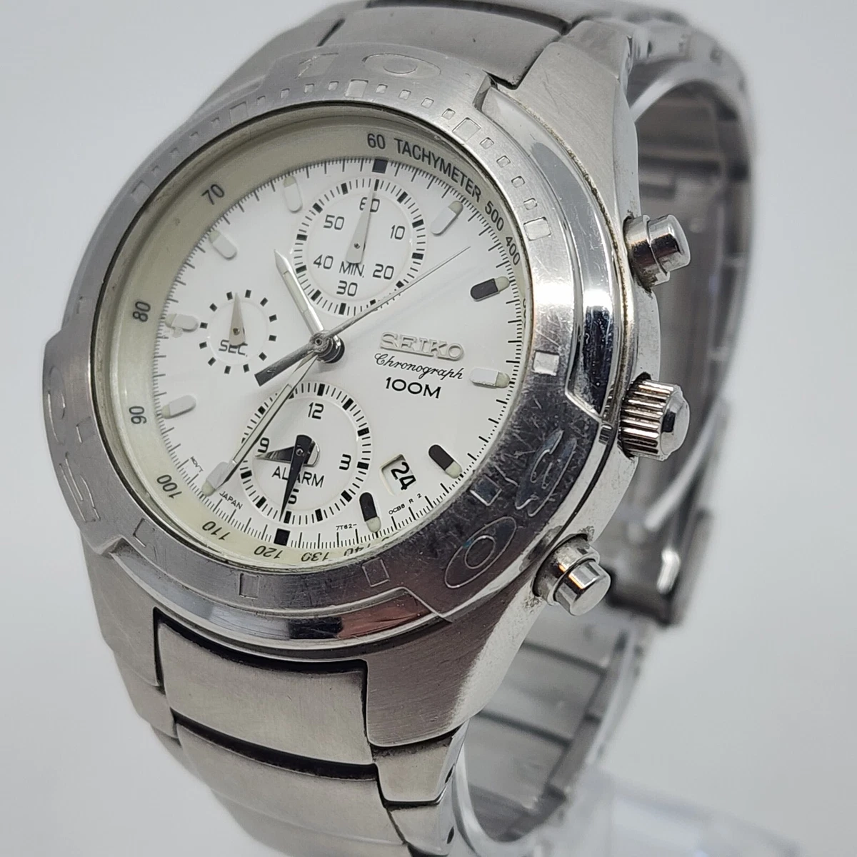 Seiko chronograph best sale 100m white dial