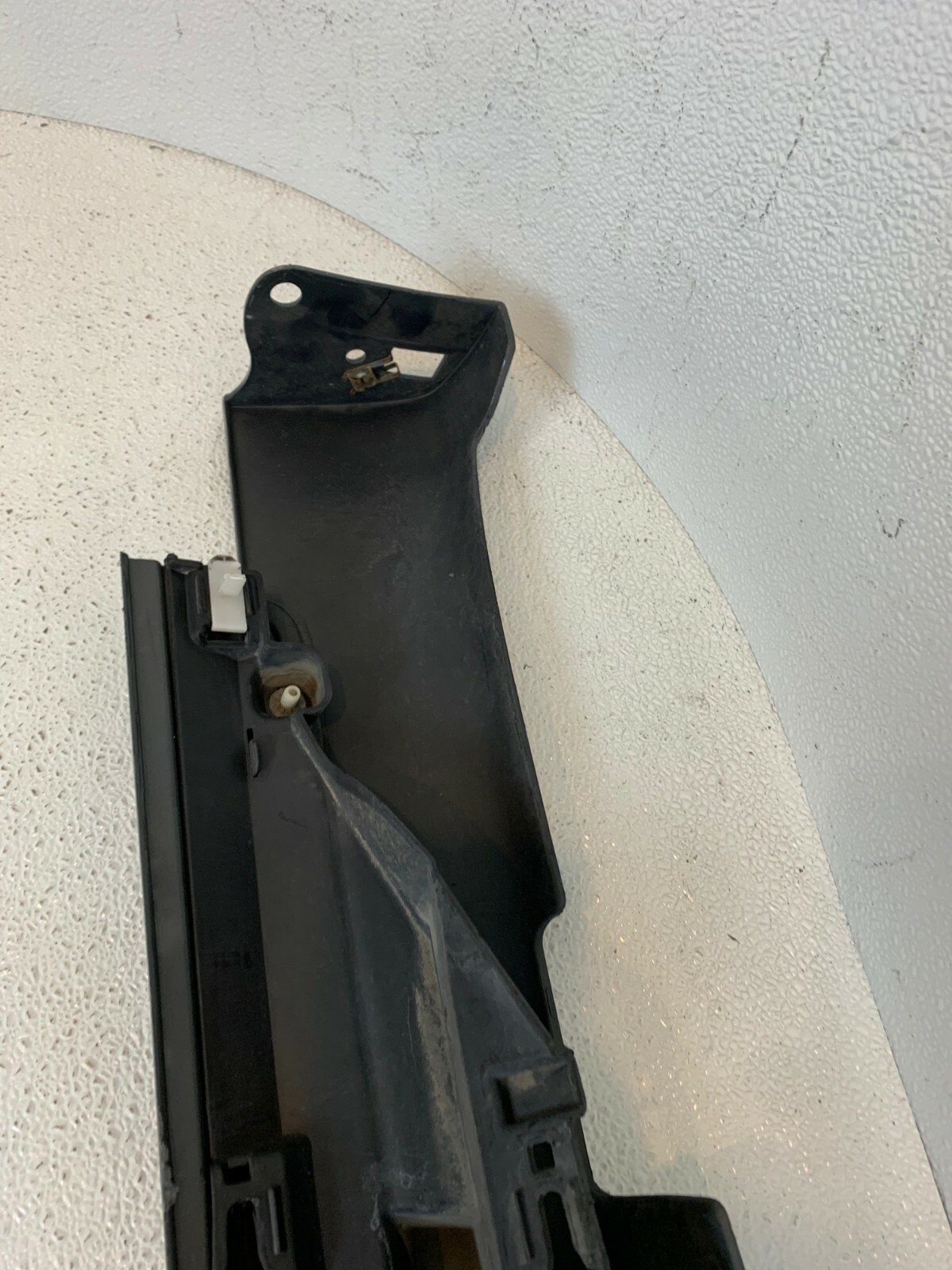 GM Left Driver Side Skirt Rocker Panel 25926272 AKN82101 Match 