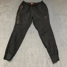 Nike Tech Fleece Jogger Pants Medium Black Wordmark Logo Tapered Leg Performance