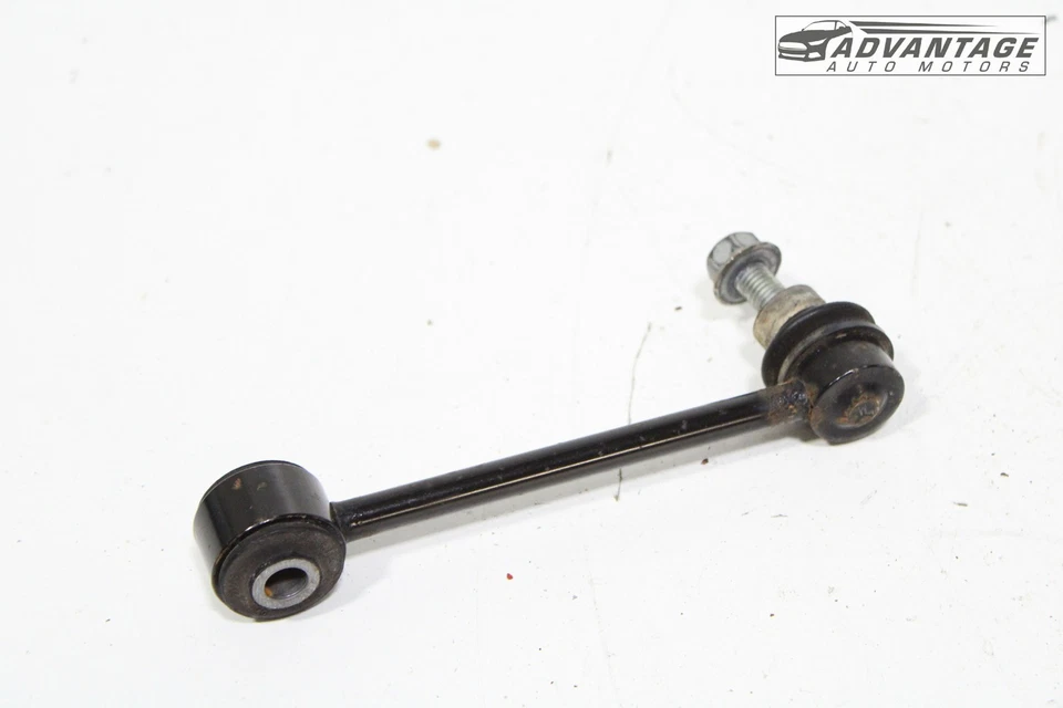 Cadillac CT4 2020-2025 AWD estabilizador trasero derecho barra estabilizadora enlace OEM Foto 2 de 4
