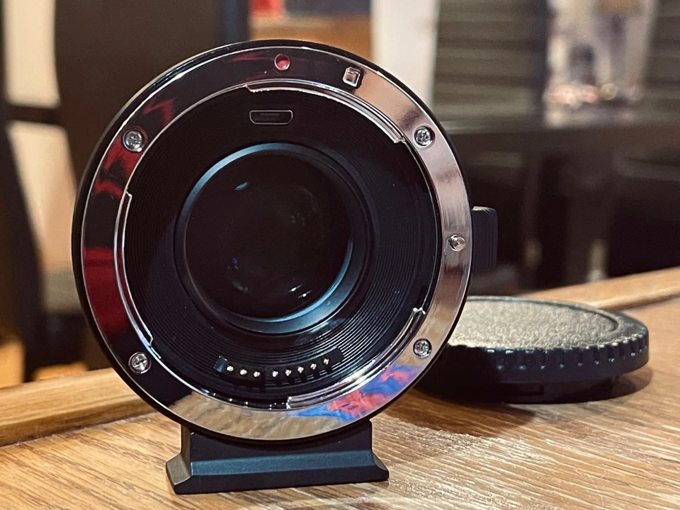 Lente Commlite EF para câmera M4/3 0,71x redutor focal impulsionador de velocidade - Imagem 2 de 4