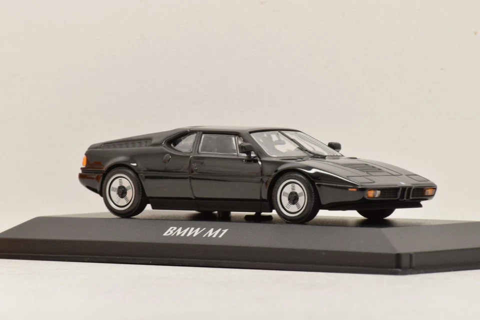 BMW M1 1979 BLACK MAXICHAMPS 1/43 NEUF EN BOITE - Photo 3/4