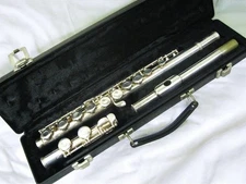 Elkhart Geminhardt 2SP Silver Plated Flute with Case and Cleaning Rod