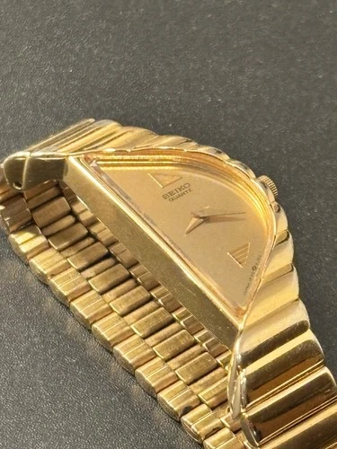 VTG Modernist Seiko Authentic Lady Goldtone Quartz Wrist Watch Half Moon  Dial