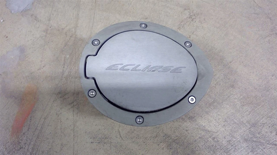 Mitsubishi Eclipse 2011 convertible puerta de llenado de combustible plateada 96814 Foto 3 de 4