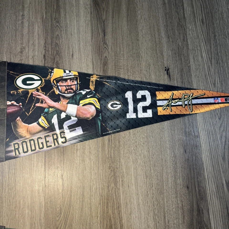 lot of 2 Green Bay Packers/Aaron Rodger’s pennants - Image 2 of 4