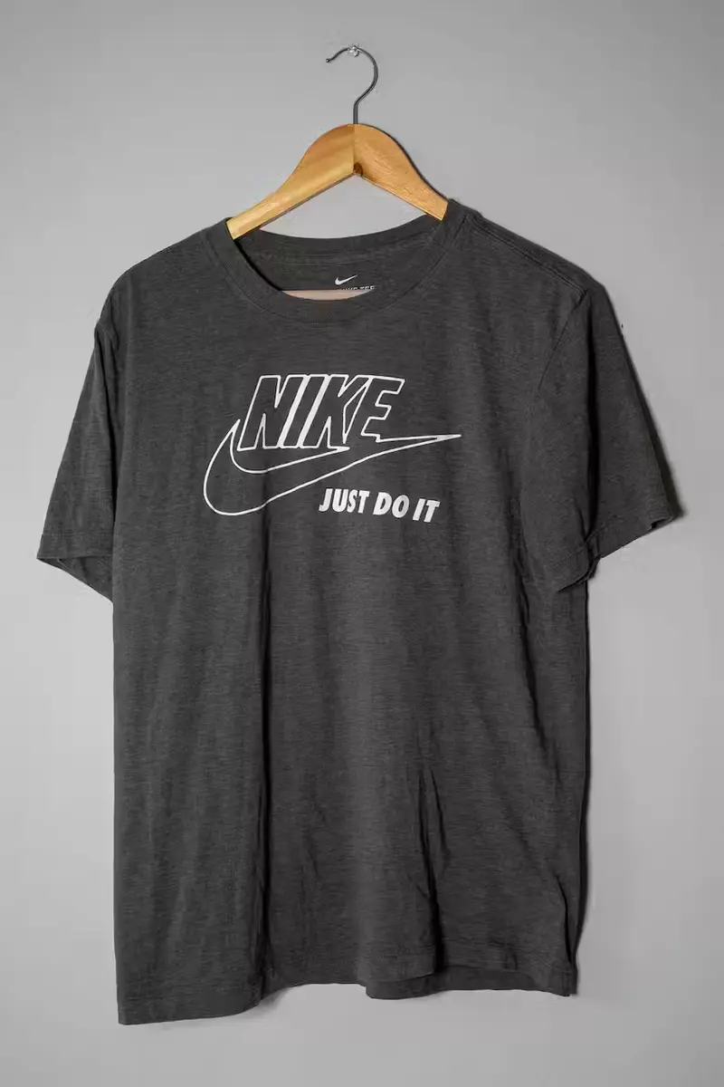 Nike classic deals logo