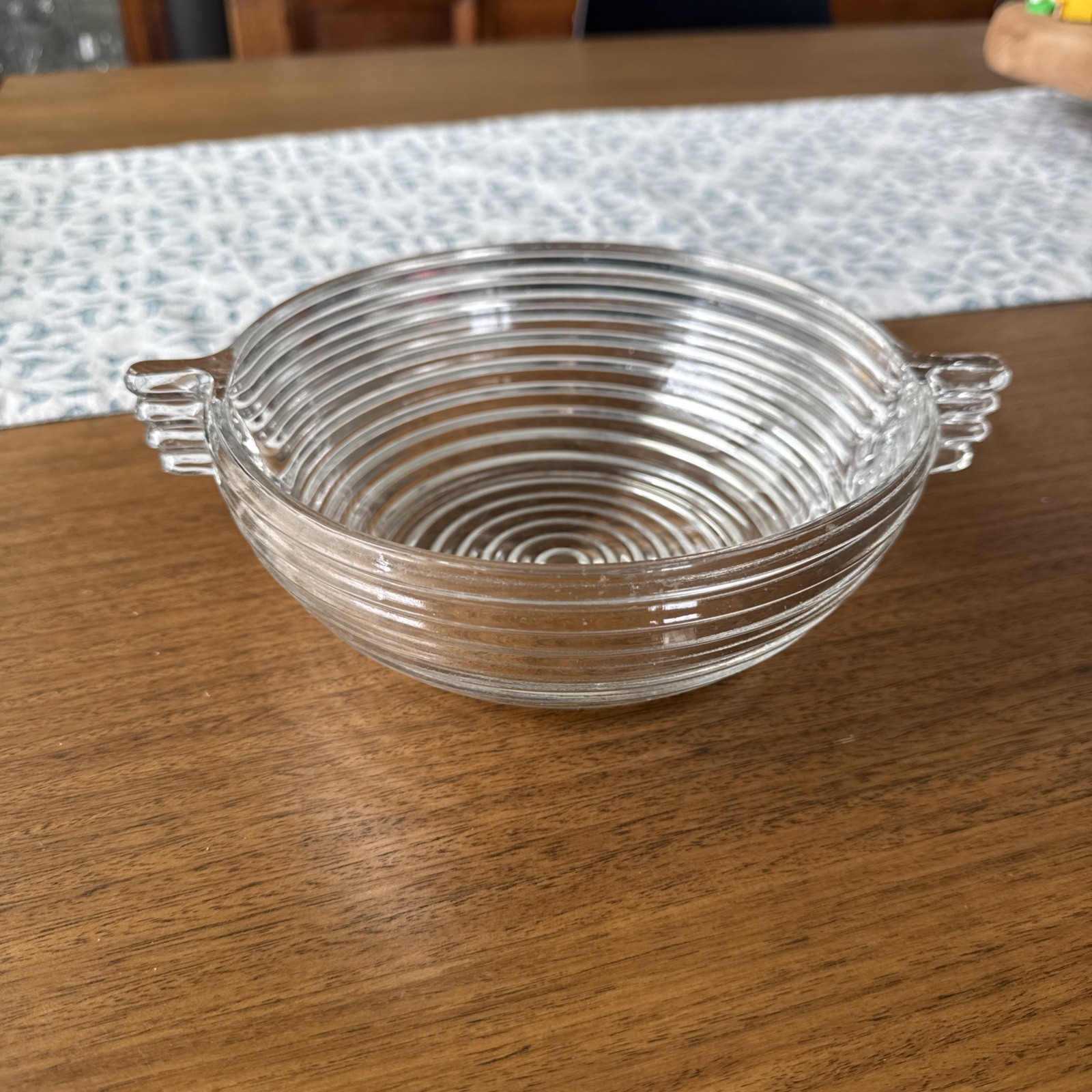 Vintage Anchor Hocking Manhattan Clear 9” Diameter Glass Salad Bowl Ribbed