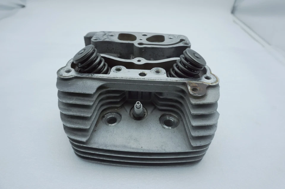 Оригинальная головка блока цилиндров переднего сдвоенного кулачка двигателя 04 Harley Dyna FXD Super Glide 16723-99 - Изображение 2 из 4