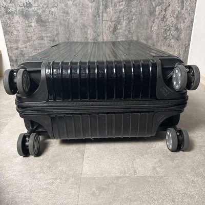 RIMOWA Tango Suitcase 56L 70cm 27.6in No Key Crack Present