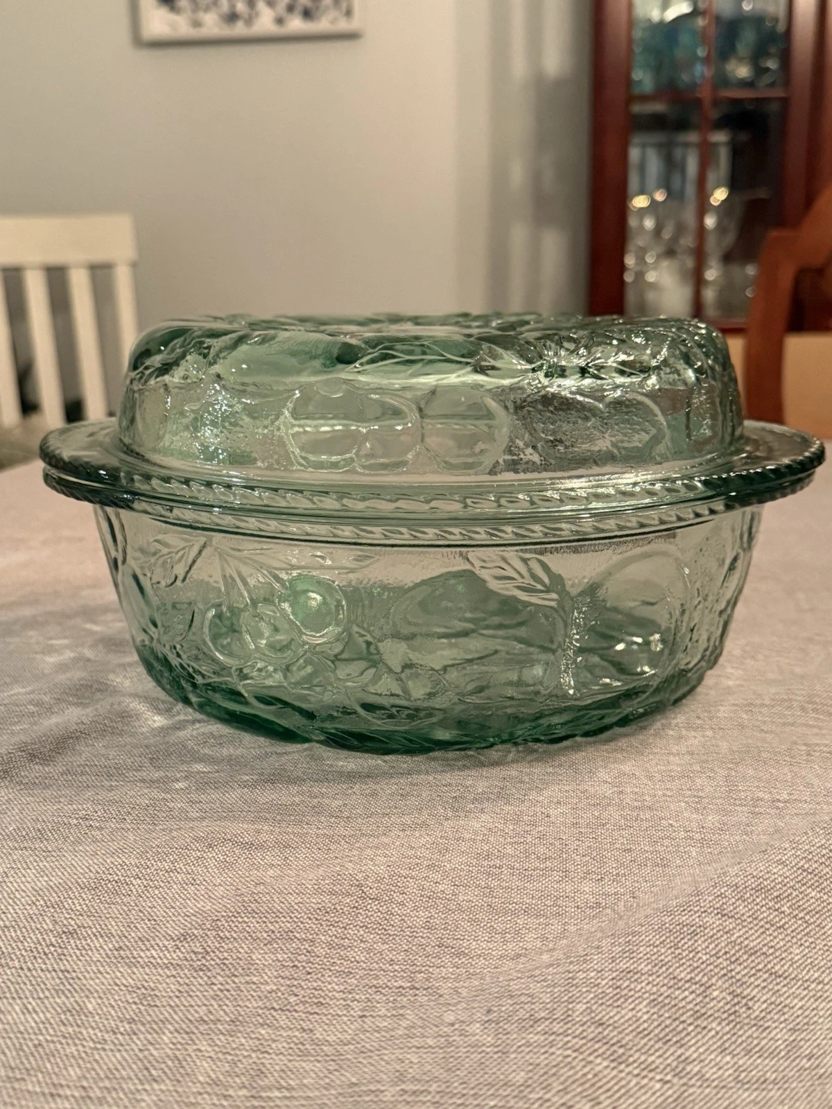Vintage Libbey Orchard Fruit Green Glass 3 QT Covered Casserole/Pie Plate