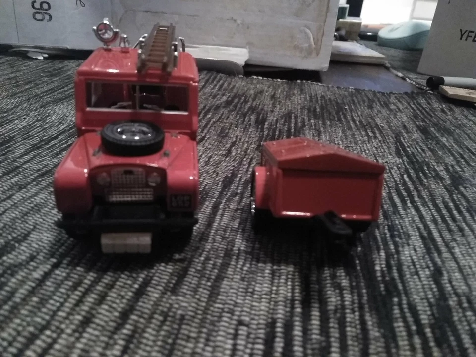 YFE02 MATCHBOX MODELS OF YESTERYEAR 1948 LAND ROVER AUXILIARY - Image 3 of 4