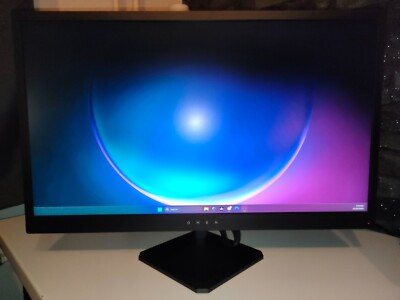 HP OMEN 25 24,5 Zoll Full-HD Gaming Monitor (1 ms Reaktionszeit, 144 Hz)