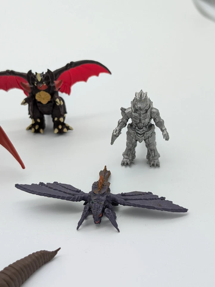 2004 Bandai 2" Godzilla Final Wars Super Picture Book Figure Set of 16 types - Image 4 of 4