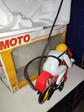Miniature Moto Triumph En Plastique Vintage - Env. 10 Cm, Type Cadeau Bonux?, Made In Macau, Occasion