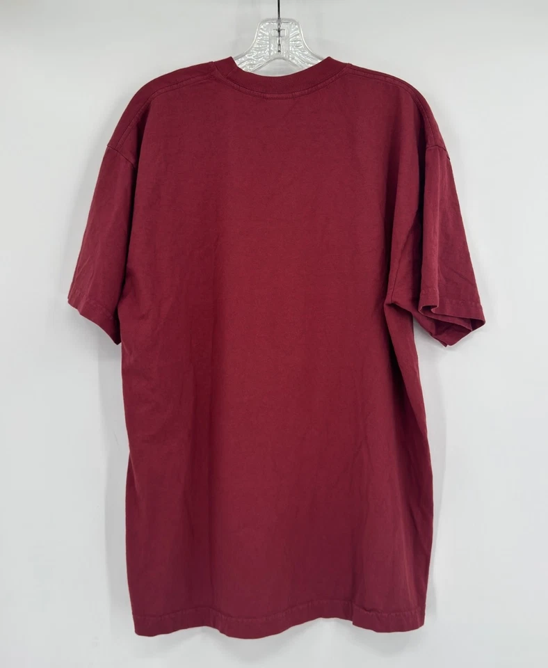 Vintage Y2K Undefeated Live 05 Mens Burgundy Red Graphic T Shirt Sz L - Image 2 of 3