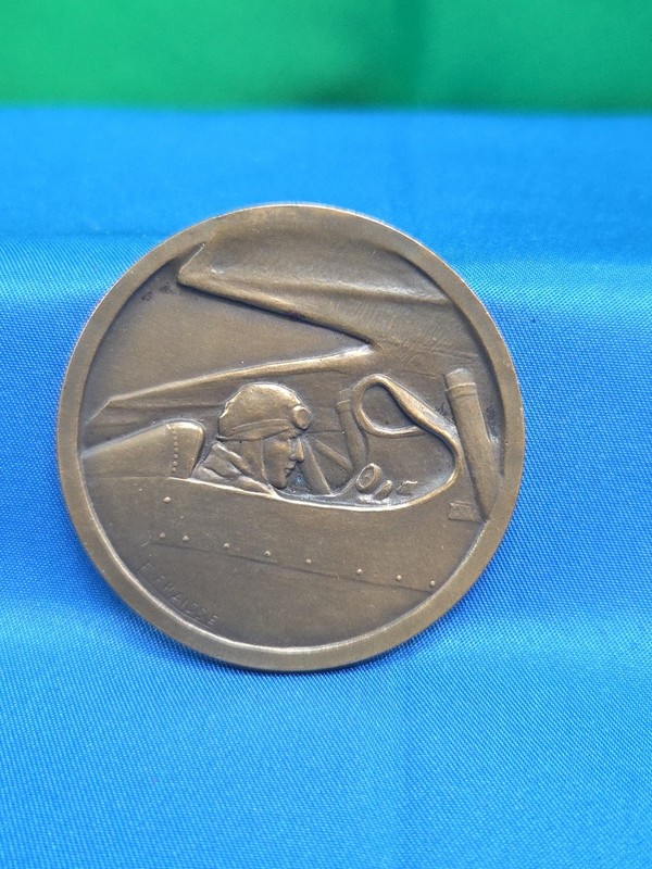  Charles Lucky Lindbergh Spirit Of St. Louis Bronze Color Medallion F. Fraisse.