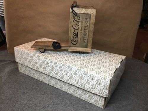 NIB 1998 FRANKLIN MINT ERBSTÜCK 19" ATLANTA COCA-COLA DANNY PUPPE & HOLZROLLER - Bild 12 von 12