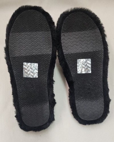 FABLETICS Women's Slip-On Fuzzy Faux Fur Slippers- Black- Size US:6 - Picture 6 of 12